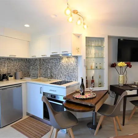 Apartament Perl Studio By Windrose Nikiana